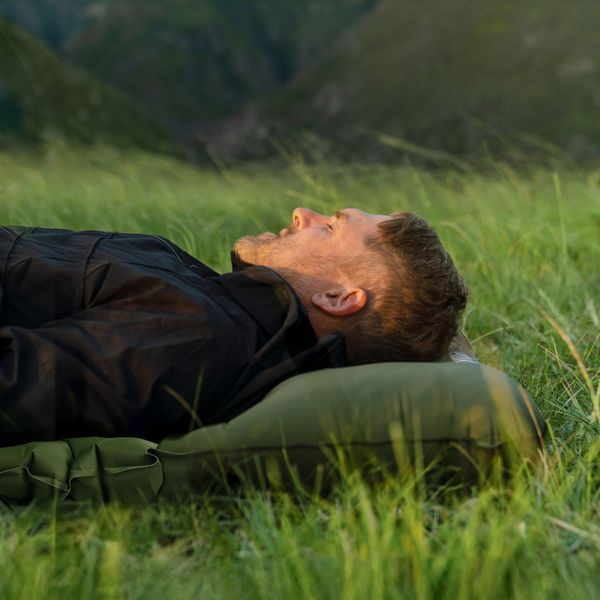 Матрац туристичний надувний одномісний Naturehike CNK2550WS019, 200х60х6.5 см, зелений, для кемпінгу із мішком для надування 71511 фото
